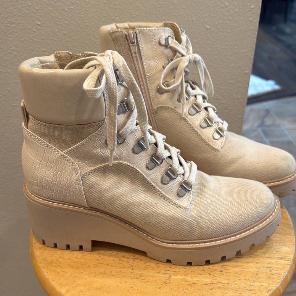 Dolce Vita booties 8.5